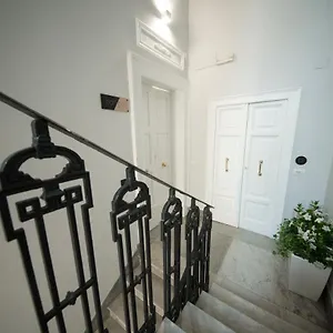 102 Panzió Bari